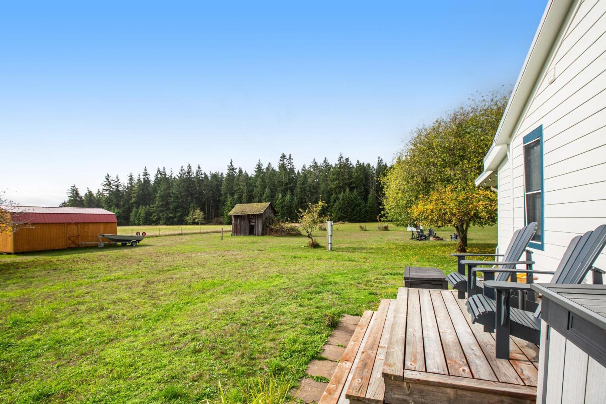 Historic Officer'S Farmhouse At Olf Coupeville Exterior photo